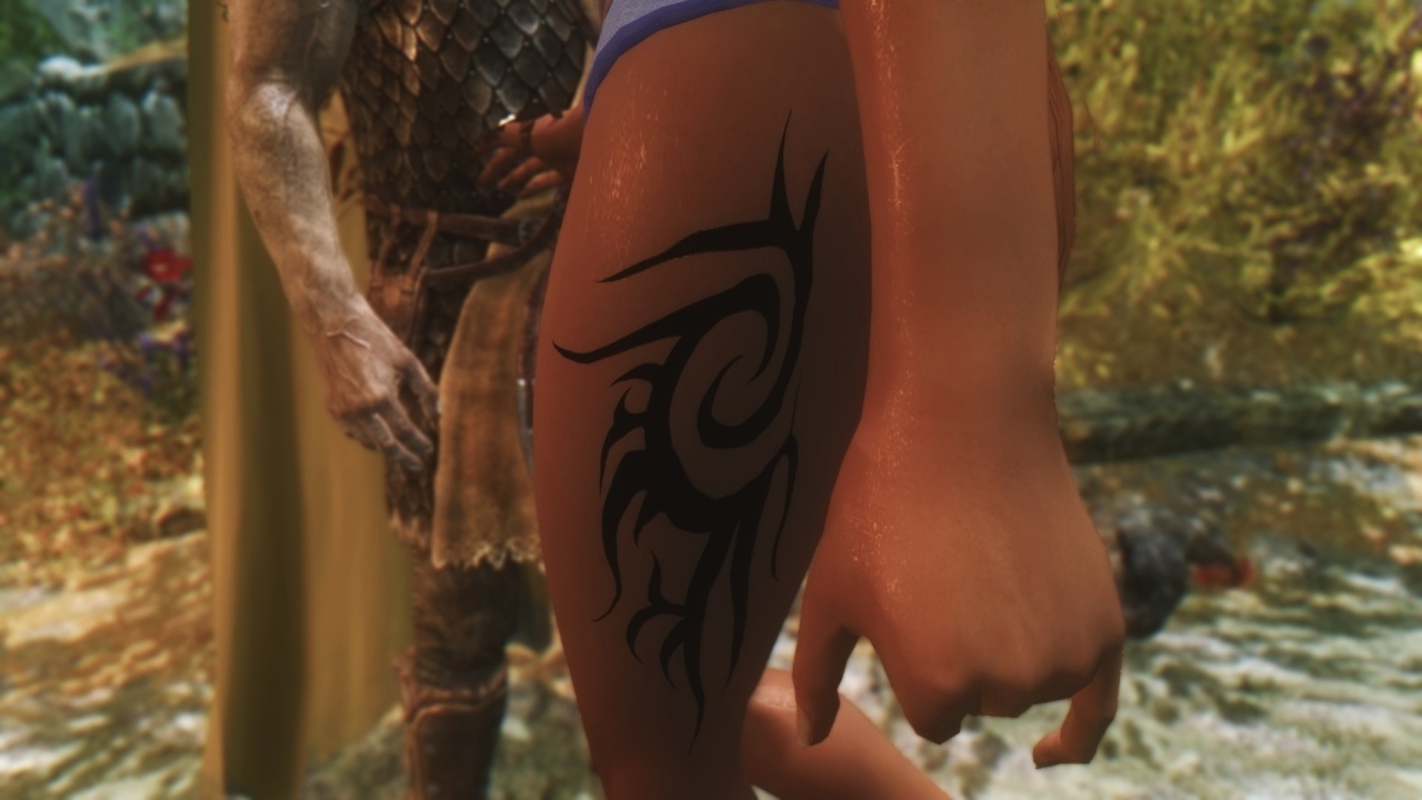 Мод для Skyrim — 3 татуировки для девушек (CBBE)